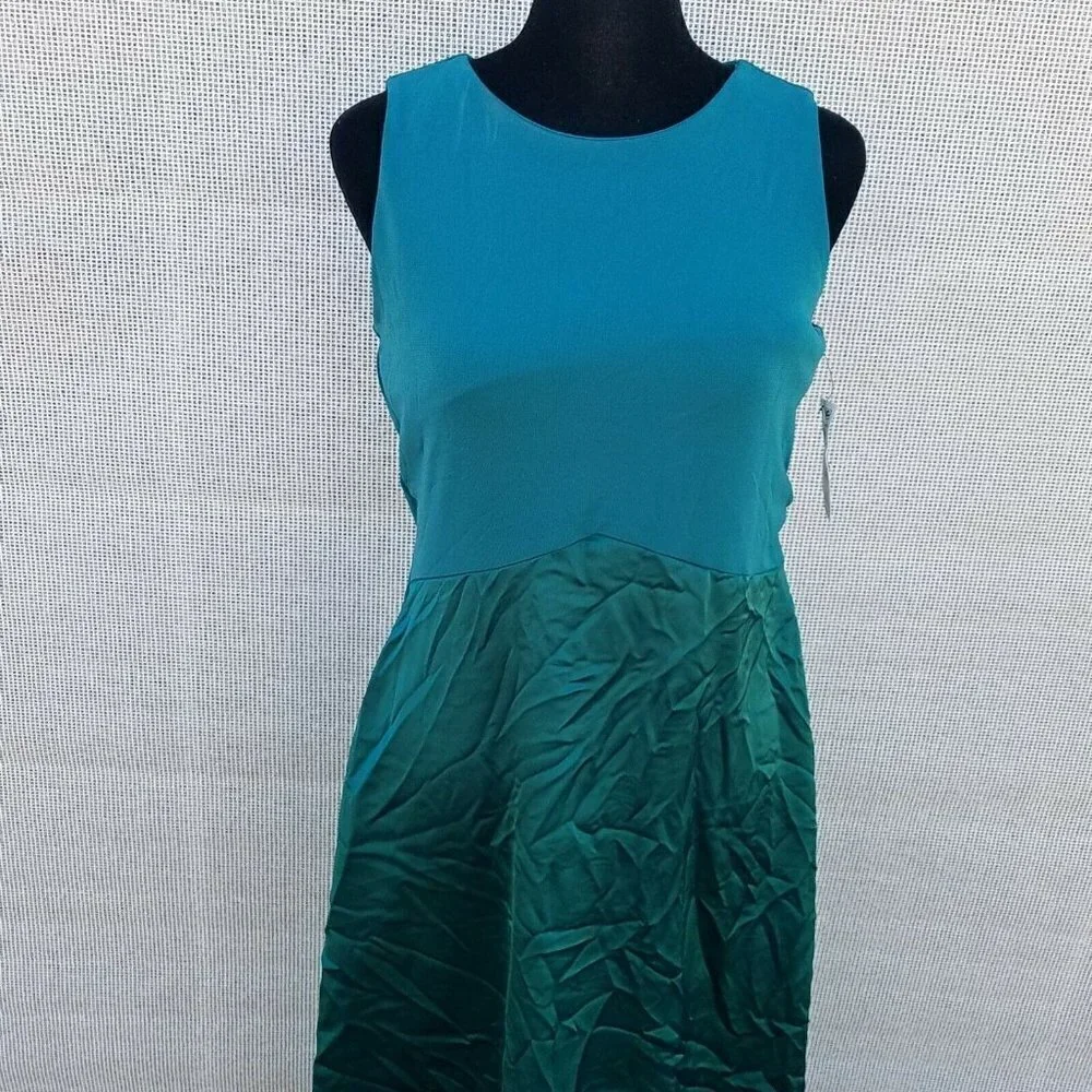 Alfani Fitted Flare Asymmetrical Dress Women's. Emerald Safari. Size XS. NWT $89